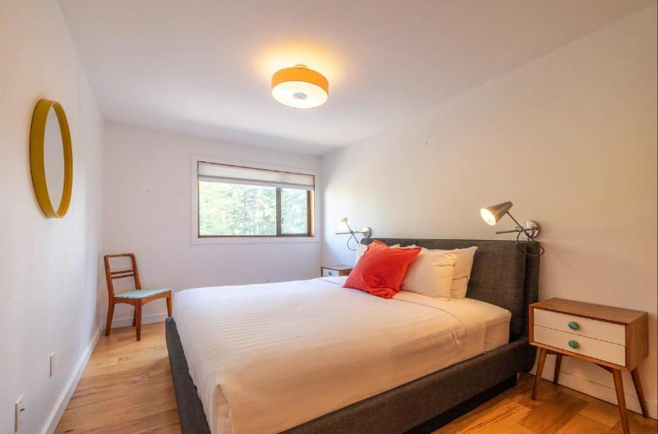 Griz Inn By Stayin Fernie Zimmer foto